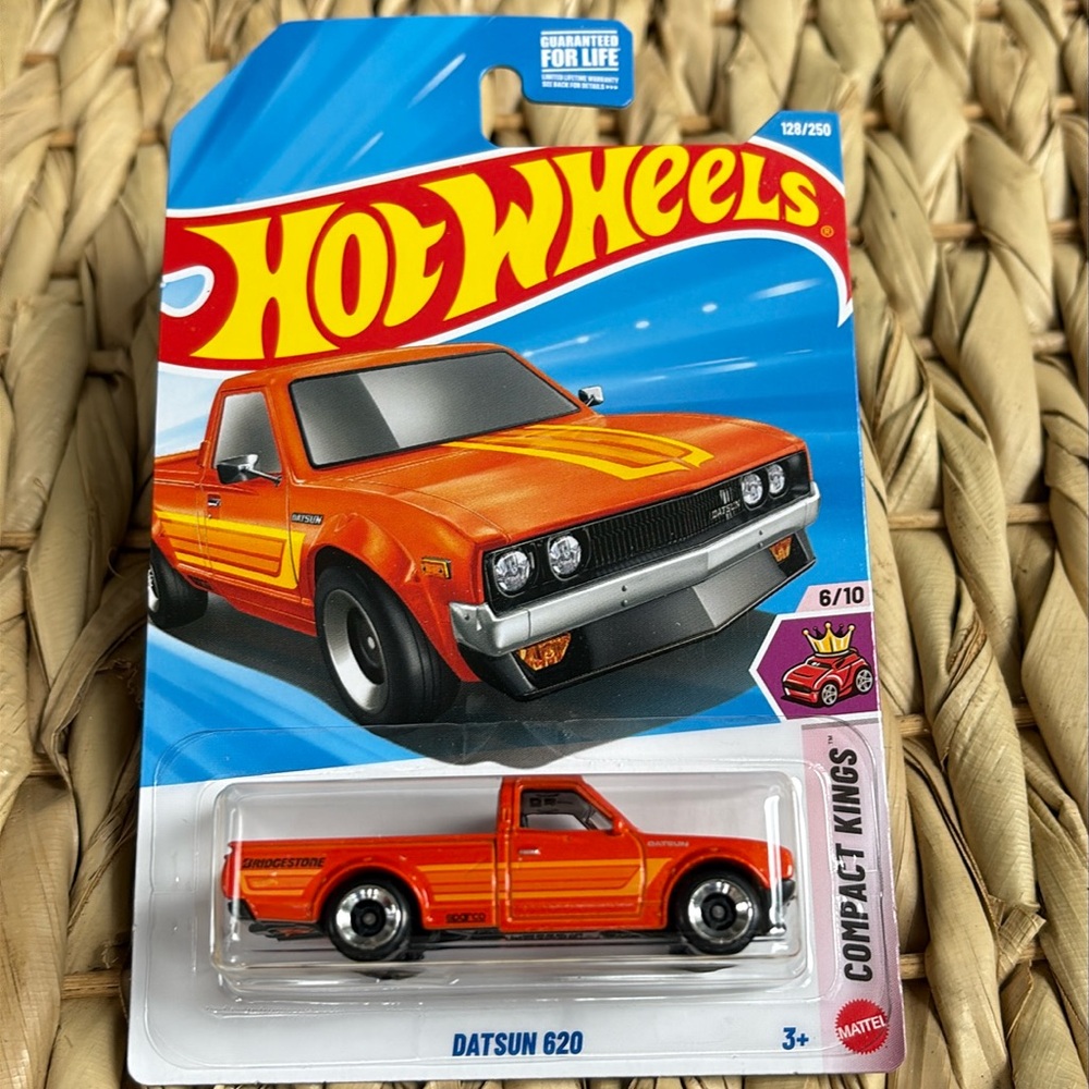 Hot Wheels Nissan Datsun 620 Orange Pick Up Truck Japanese JDM Hotwheels 2026 🆕